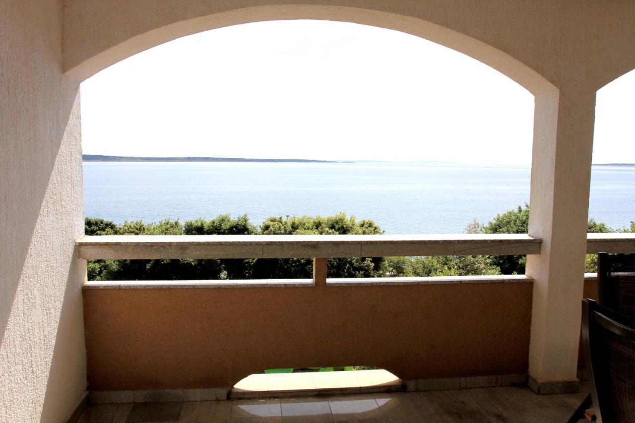 Apartments By The Sea Mandre, Pag - 8655 コラン エクステリア 写真